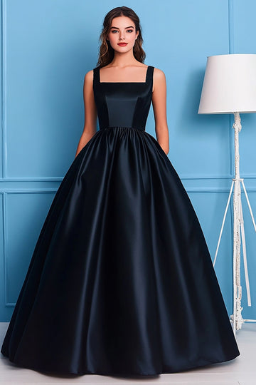 Robe de bal longue noire en satin à col carré trapèze